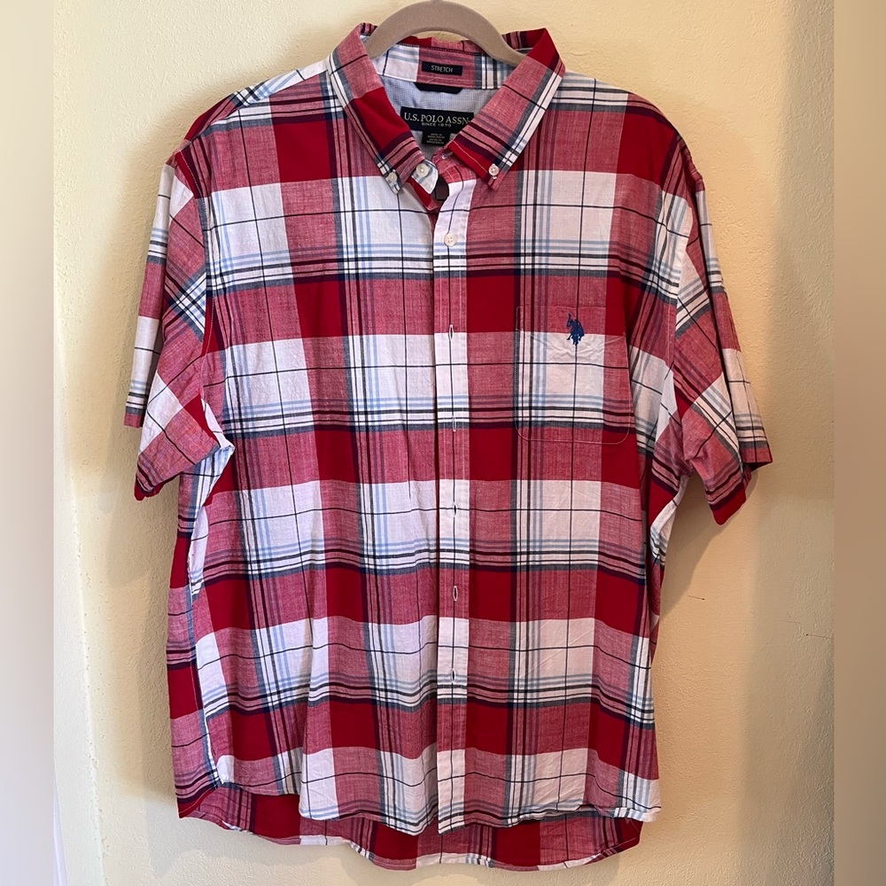 US Polo Assn Men's Short Sleeve Red White Blue Plaid Button Down Size 2XL Pocket